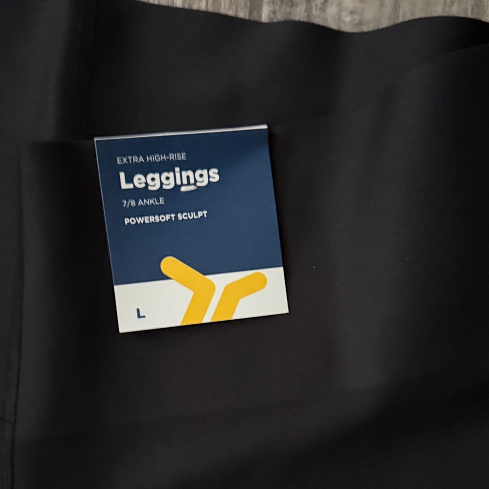 Old Navy Black Leggings - Picture 2 of 4